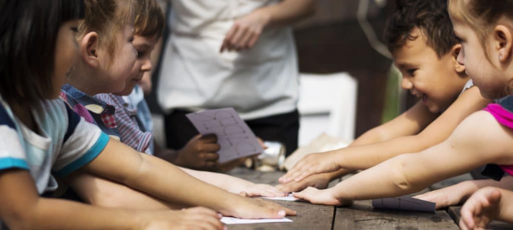 משחק ערכים - לגלות את האמת שלך